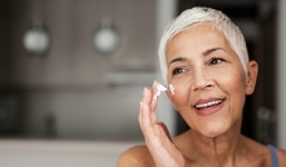 6 lý do phải bôi kem chống nắng mùa đông nếu không muốn mặt chằng chịt nếp nhăn