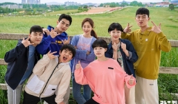 Top 10 bộ phim healing giúp bạn xoa dịu tâm trạng mỗi khi 'tụt mood'