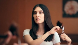 13 mẹo chăm sóc tóc mùa đông nhất định nên theo để tóc đẹp như trong quảng cáo dầu gội