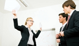 Top 4 con giáp là 'bà nội thiên hạ' chốn công sở, không ngại 'bật sếp'