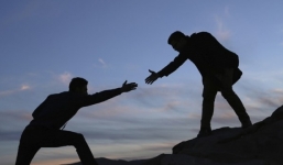 Hay hành thiện giúp người, đây là 4 con giáp luôn có quý nhân phù trợ, cuộc sống ngày càng vượng phát