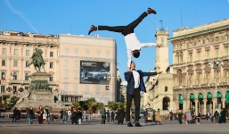 Màn trình diễn cuốn hút hơn cả kỷ lục Guinness của Quốc Cơ - Quốc Nghiệp trên đất Ý