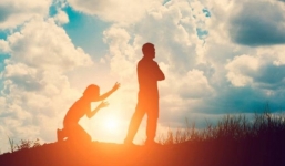 Cá không ăn muối cá ươn: Gặp đàn ông có 5 nét tướng này thì nghe lời cha mẹ tránh xa còn kịp