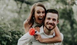 Vợ chồng lục đục, 'tiểu tam' quấy phá: Xem ngay phòng ngủ có phạm 6 đại kỵ phong thủy này không