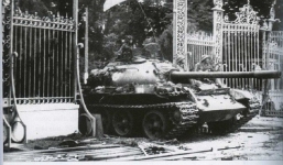 Nhà báo chiến trường Trần Mai Hưởng: Khoảnh khắc lịch sử và bức ảnh biểu tượng Ngày toàn thắng