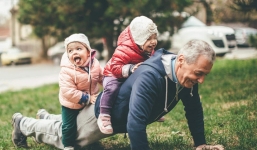 Nhà có 5 điềm báo này thì tương lai lộc lá, gia chủ ngoài 50 tuổi tha hồ hưởng phúc