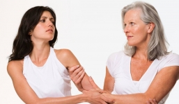 'Lão nhân hại 5 đời': Trong nhà có 4 kiểu người già này thì gia đình mất phúc, con cháu khổ lây