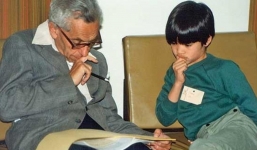 'Siêu thần đồng' có chỉ số IQ cao nhất hành tinh, 8 tuổi đã khiến cả thế giới chấn động giờ ra sao?