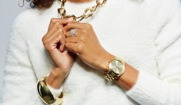 Tại sao nói 'đàn ông không đeo vàng, đàn bà không đeo bạc'?