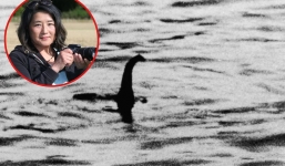 Đang thư giãn vui vẻ, cặp đôi ngỡ ngàng khi được tận mắt thấy quái vật hồ Loch Ness huyền thoại