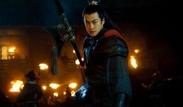 Lã Bố cả đời ngu ngốc nhưng trước khi chết đã tỉnh ngộ, nói 7 chữ vạch mặt Lưu Bị