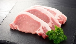 Ăn thịt lợn chưa chín, người đàn ông liên tục co thắt, ngất xỉu, đến gặp bác sĩ thì bủn rủn khi biết sự thật