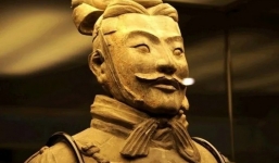 Chỉ 15 giây, đội binh mã đất nung của Tần Thủy Hoàng bay màu khiến giới khảo cổ hối tiếc