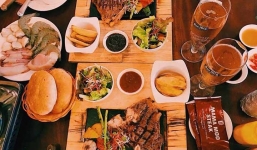 Được bạn trai mới quen rủ đi ăn, cô gái ấm ức vì bị lừa trả tiền toàn bộ buổi hẹn 