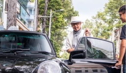 Đặng Lê Nguyên Vũ 'ngầu đét' khi cầm lái Porsche 911 Carrera G-Series độc nhất ở Việt Nam