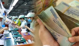 Đang hưởng lương lưu vẫn tiếp tục đi làm sẽ có quyền lợi gì?