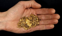 Giá vàng hôm nay 29/9: Tụt giảm sâu cán mốc 65 triệu đồng/lượng