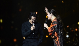 Thu Phương liên tục 'bắt cóc' Hà Anh Tuấn trước hàng nghìn con mắt của khán giả