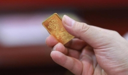 Giá vàng hôm nay 15/11, vàng SJC 9999 10K 14K 18K 24K: Vàng trong nước tụt giảm mạnh