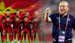 Thầy trò HLV Park Hang-seo lên đường sang Thái chinh phục giấc mơ nâng cúp AFF Cup 2022 trên sân khách