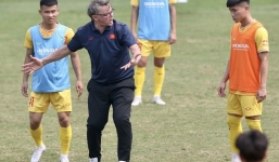 Lý do HLV Philippe Troussier gạch tên 13 cầu thủ U23 Việt Nam