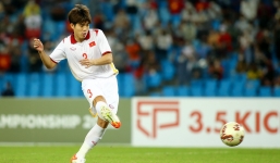 Đội trưởng U23 Việt Nam hy vọng người hâm mộ đừng quay lưng với thầy trò HLV Troussier