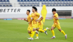 SEA Games 32 cận kề, các cầu thủ U22 Việt Nam vẫn khiến HLV Troussier nổi cáu trên sân tập