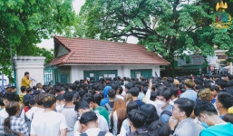 Hàng nghìn người dân Campuchia tạo nên cảnh tượng hiếm thấy tại SEA Games