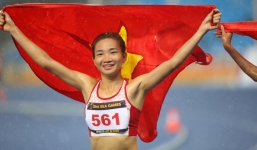 Ngã ngửa điền kinh kiểu SEA Games: Nguyễn Thị Oanh tranh 2 HCV cách nhau... 20 phút