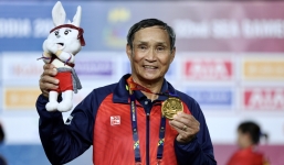 Người hâm mộ muốn tạc tượng huyền thoại sống của bóng nữ Việt Nam - HLV Mai Đức Chung