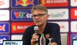 HLV Troussier hài lòng với Văn Toàn - Quang Hải, sẽ dùng Công Phượng khi đấu Syria