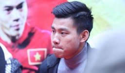 Được Xuân Trường tặng quà đầy ý nghĩa, Văn Thanh xúc động khóc một mình suốt 10 phút