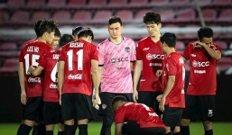 Bết bát cùng Muangthong United, Đặng Văn Lâm vẫn không hối hận vì sang Thái Lan chơi bóng