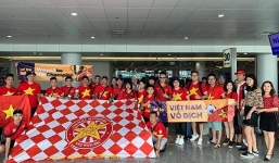 CĐV Việt Nam vượt ngàn cây số, đổ bộ Buriram tiếp lửa cho ĐT