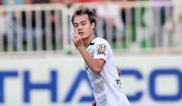 Văn Toàn được vinh danh với giải thưởng cá nhân tại V.League 2019 