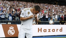 Real làm lễ ra mắt Hazard siêu hoành tráng, CĐV xếp hàng dài vào sân chờ gặp tân binh