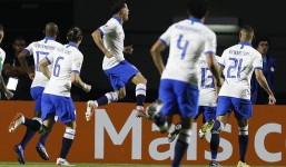 Thay Neymar gánh vác, Coutinho giúp Brazil khởi đầu như mơ tại Copa America 2019