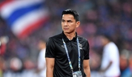 Kiatisak nói gì khi được LĐBĐ Thái Lan 'cầu cứu'?