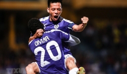 Giúp bóng đá Việt Nam làm nên lịch sử, Bình Dương cùng Hà Nội FC ẵm thưởng nóng từ VFF