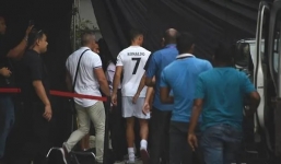 Bất ngờ xuất hiện ở Đông Nam Á, Ronaldo khiến fan náo loạn vì được gặp thần tượng