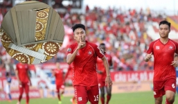 CĐV Hải Phòng tố cáo cầu thủ Than Quảng Ninh phá hỏng phòng thay đồ vì trận thua