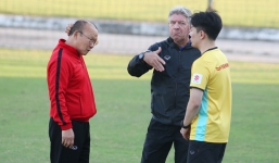 Thầy Park chia 'hai cánh quân', ráo riết đi khảo sát các SVĐ cho U22 và ĐT Việt Nam