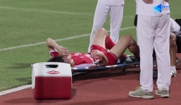 ĐT Việt Nam đấu Thái Lan: HLV Park Hang Seo liên tục đón nhận 2 tin sốc