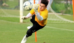 Đặng Văn Lâm tiếp tục khiến người Thái lo sợ trước khi tập trung cùng ĐT Việt Nam