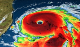 Mỹ gồng mình ứng phó với 'siêu bão hủy diệt' Dorian mạnh cấp 5