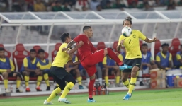 Hai 'gã hàng xóm' rượt đuổi tỷ số, tạo lợi thế cho ĐT Việt Nam tại vòng loại World Cup