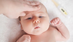 Sốt do mọc răng