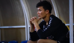 Hà Nội FC vô địch V.League, Bùi Tiến Dũng vẫn chẳng thể vui mừng