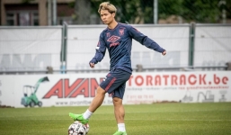 STVV đại bại, CĐV hả hê vì Công Phượng không phải thi đấu 