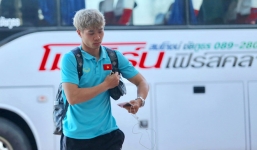 Về hội quân lúc sáng sớm, Công Phượng nhận được đặc cách từ HLV Park Hang Seo